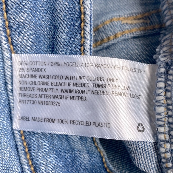 Universal Thread goods co. High rise slim straight 👖 - Picture 8 of 9